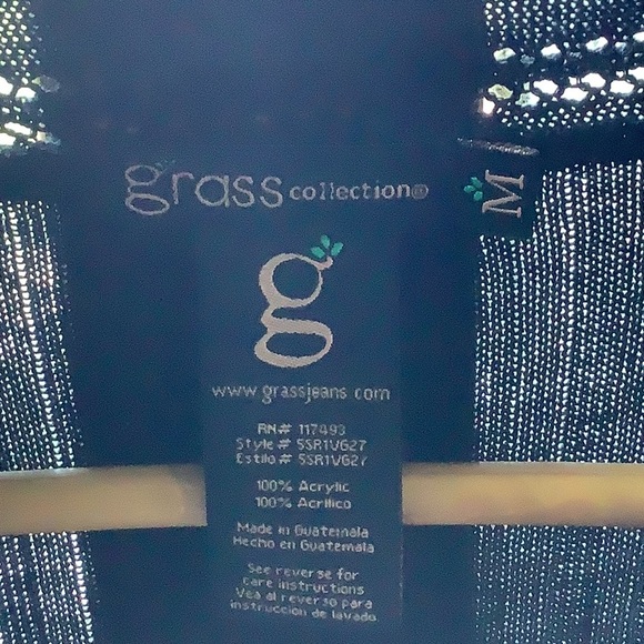 Black Sleeveless Cardigan - Picture 2 of 3